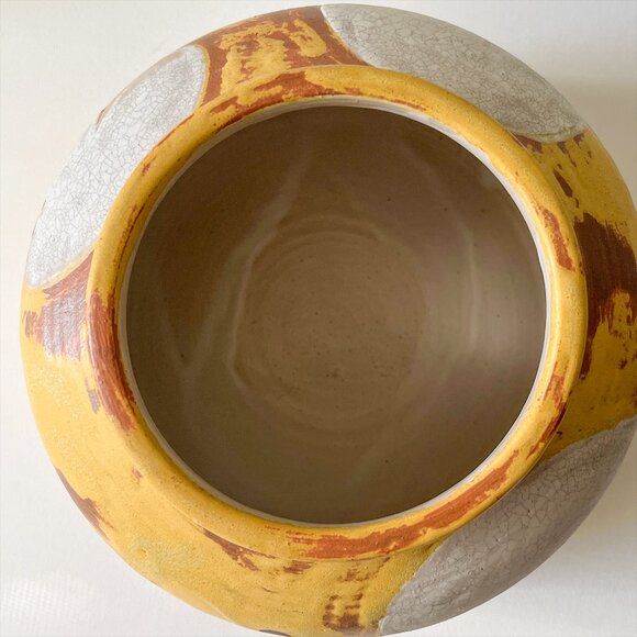 Handmade Art Pottery Ceramic Water Dispenser Crock White Floral on Yellow Signed - Picture 6 of 16